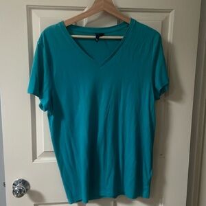 Men’s V-neck